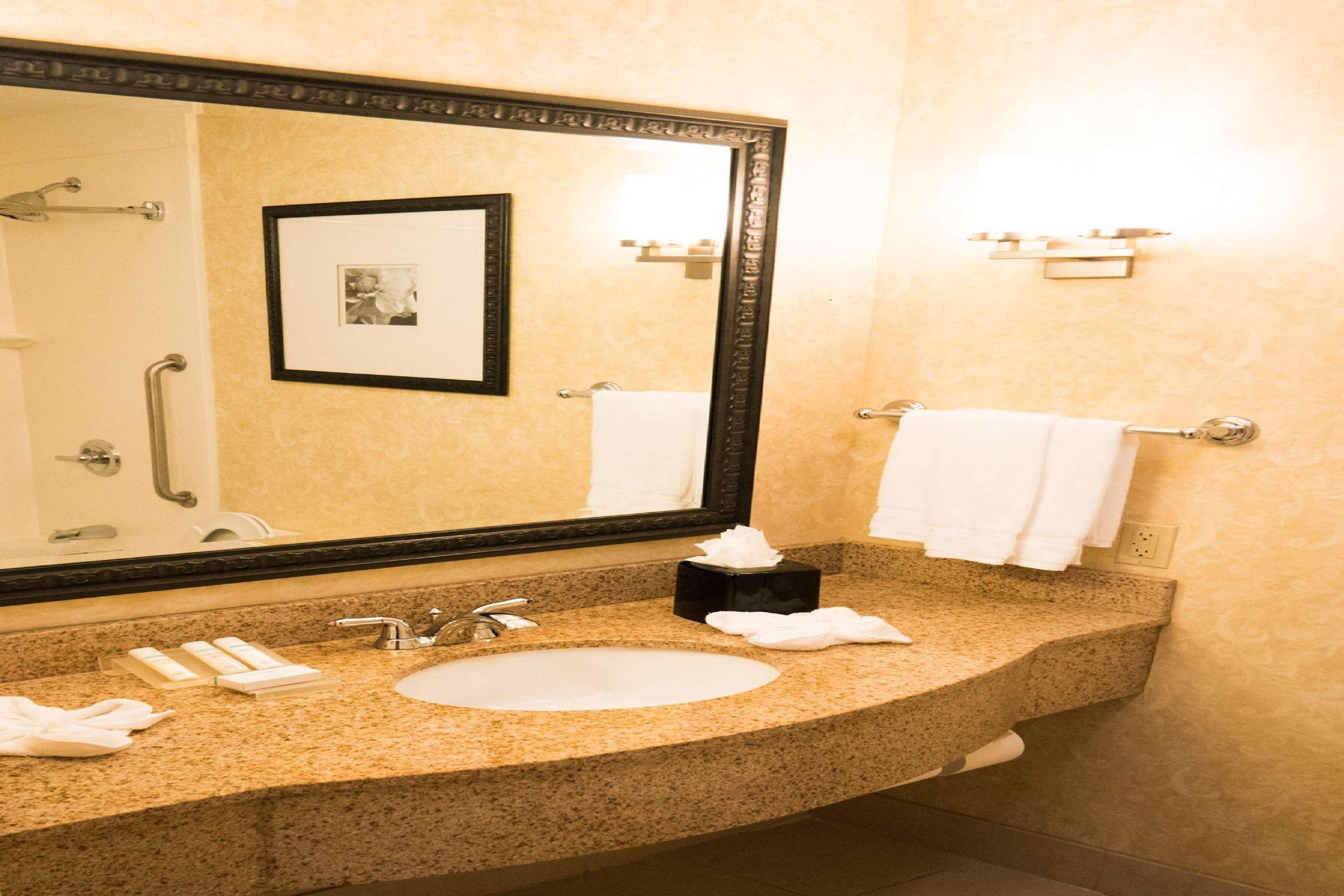 Hilton Garden Inn Oklahoma City North Quail Springs Екстер'єр фото