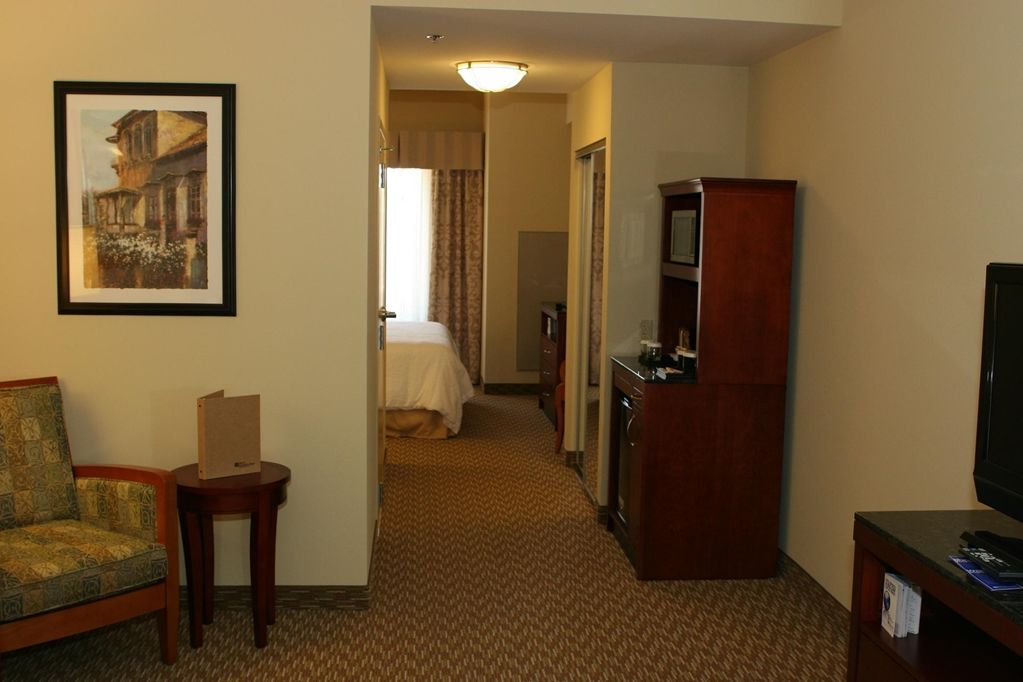 Hilton Garden Inn Oklahoma City North Quail Springs Номер фото